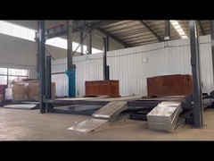 ascenseur se garant de voiture