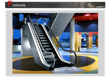 Escalator d'intérieur de promenade mobile des balustrades en caoutchouc VVVF de la hausse 6000mm avec le panneau de peigne d'alliage d'aluminium