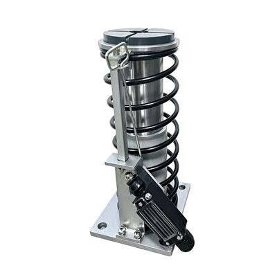 Amortisseur d'huile hydraulique pour ascenseurs à grande vitesse avec 150 mm ≈ 600 mm de course en acier au carbone / acier inoxydable pour la protection contre les accidents et la réduction du bruit
