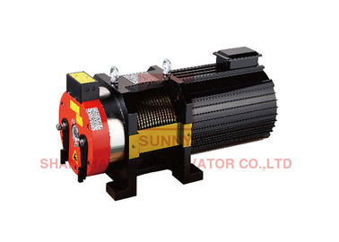 moteur sans engrenages de machine de traction de pièces d'ascenseur de 380V IP41 avec la poulie Ø240mm